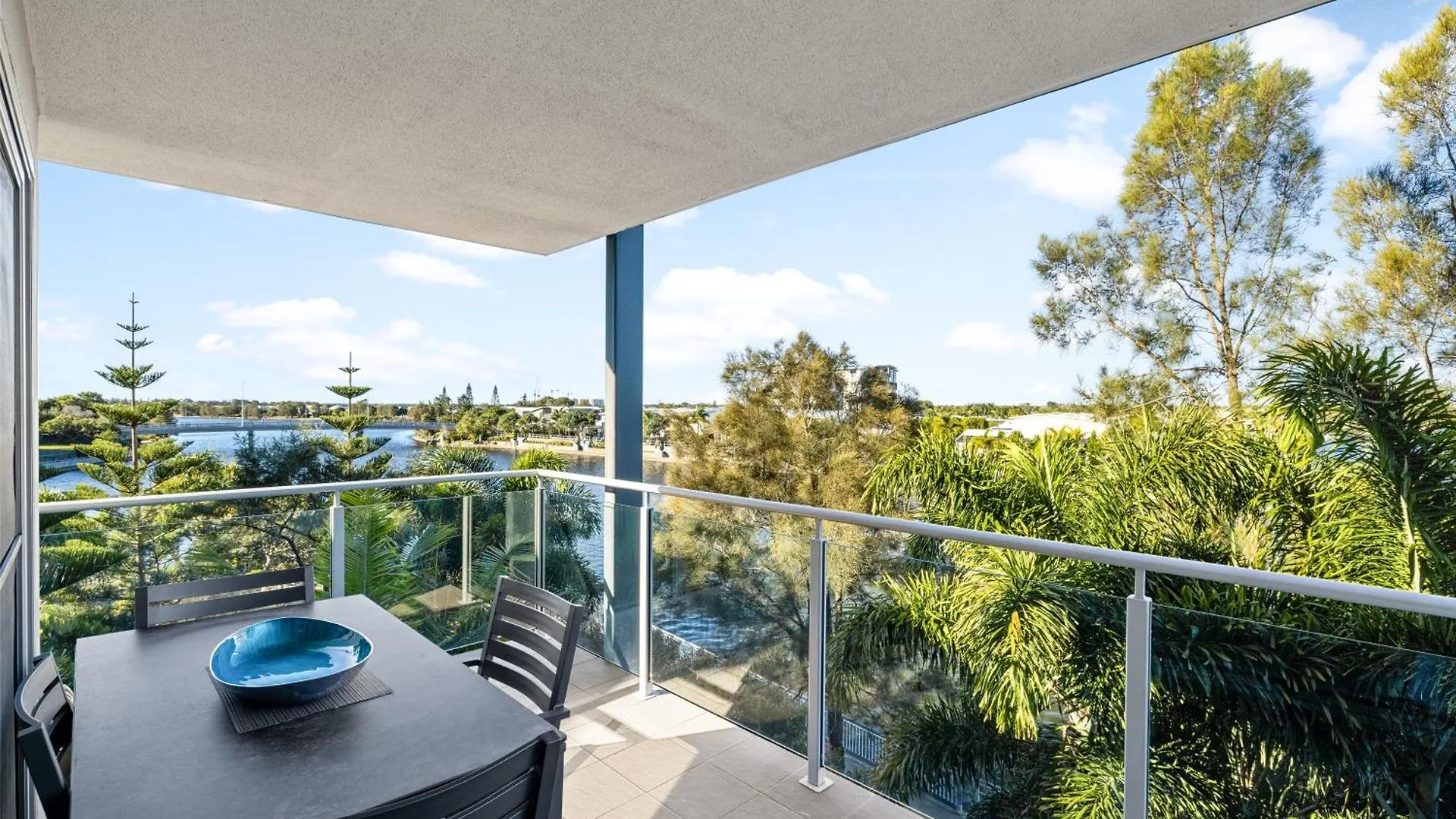 Saltwater On The Peninsula Aparthotel Kawana Waters 0*,  Australien